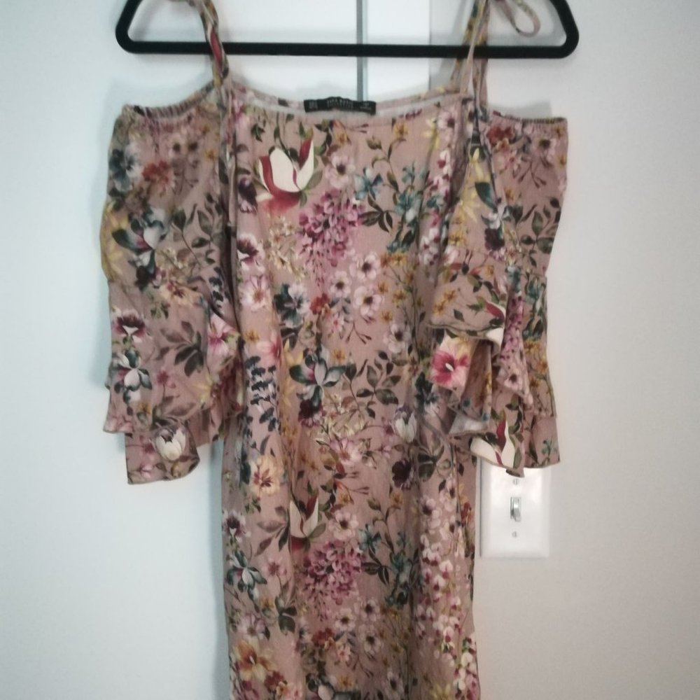 ZARA Floral Off Shoulder Dress With Straps Size M